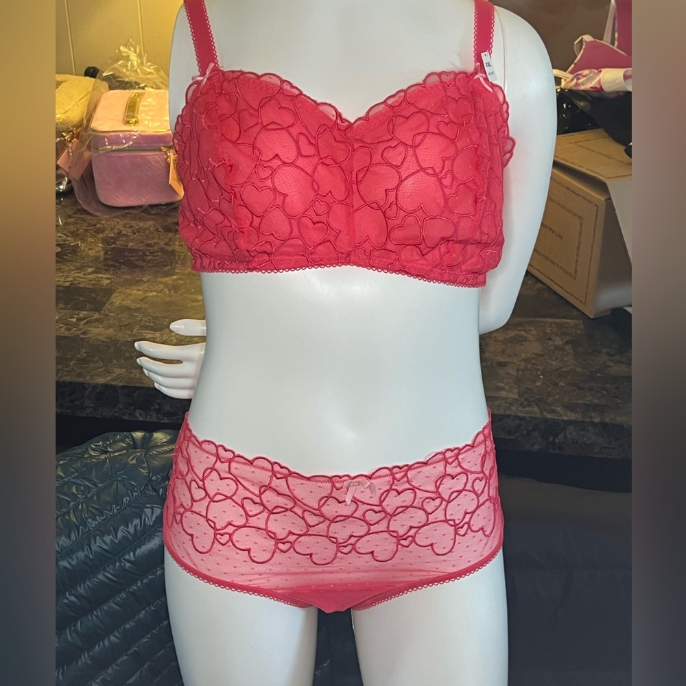 Victoria’s Secret PINK bralette and panty set